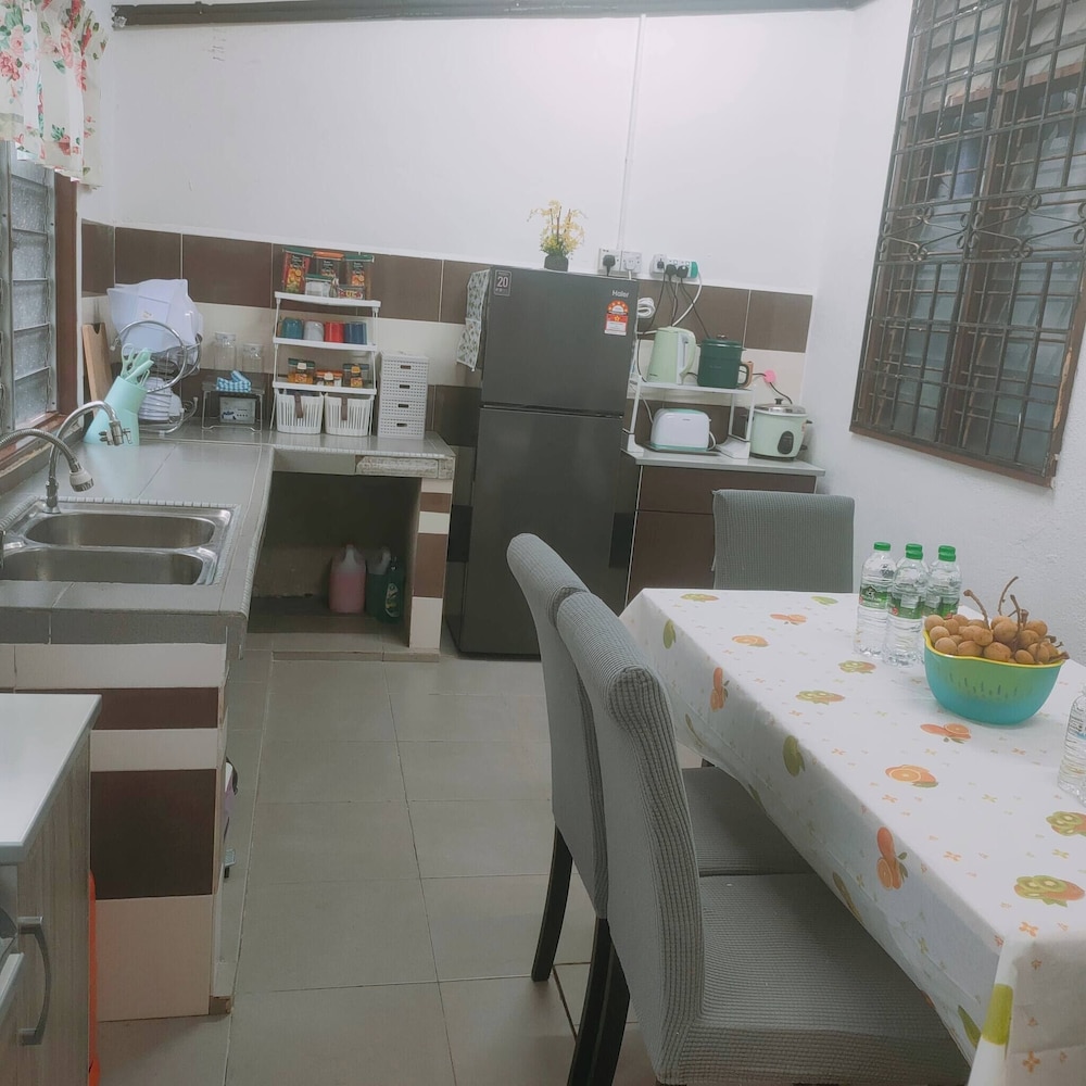 Taman Tinah Homestay