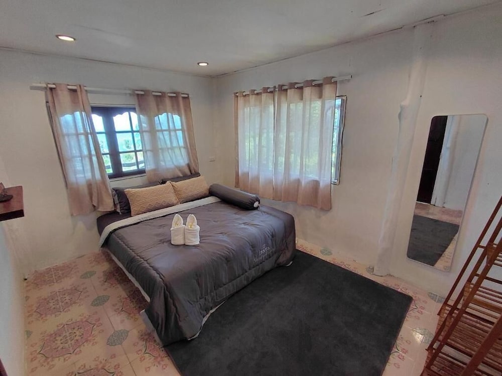 2 Bedroom Private Home Perfect for Families - Kitchen -seaviews -fast Wifi