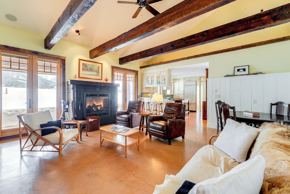 On 20 Scenic Acres: Mtn Retreat in Star Valley