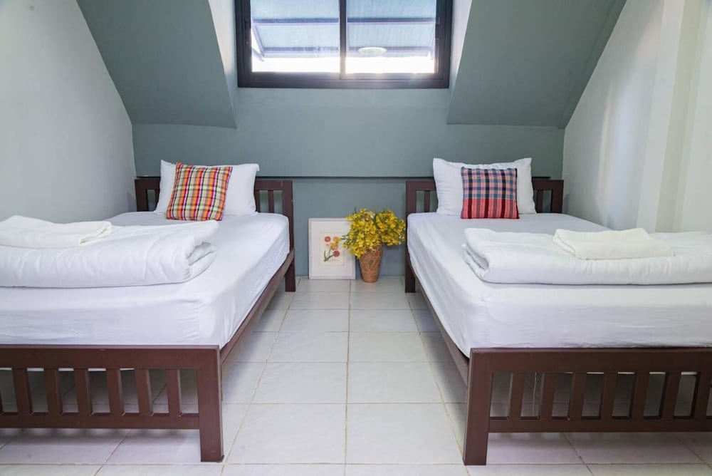 Asoke Montri Hostel