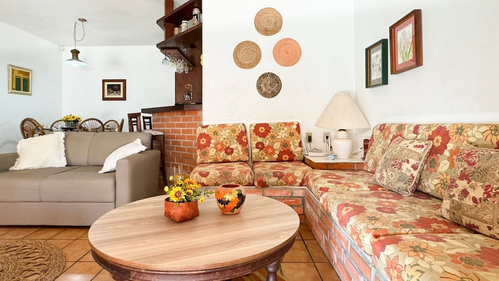 Casa Aconchegante a 100 metros da praia