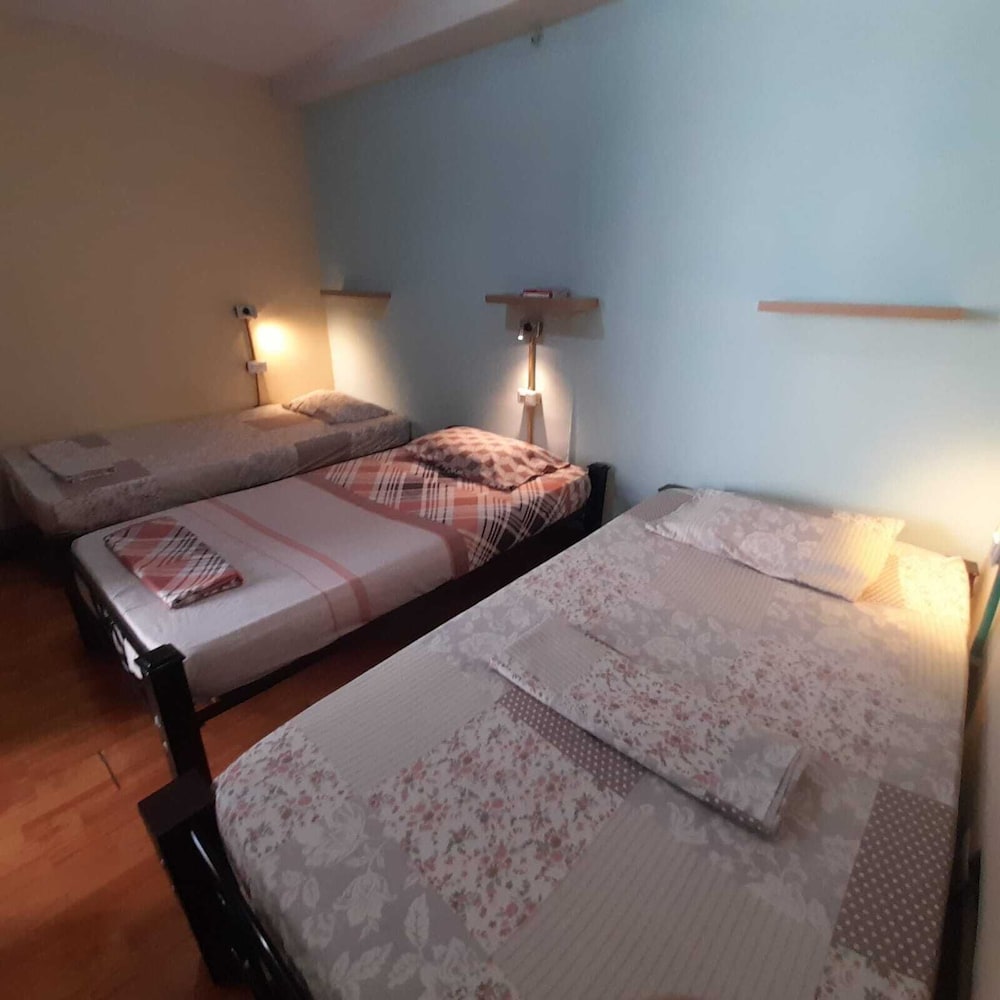 La Casa de Adry - Hostal - Hostel