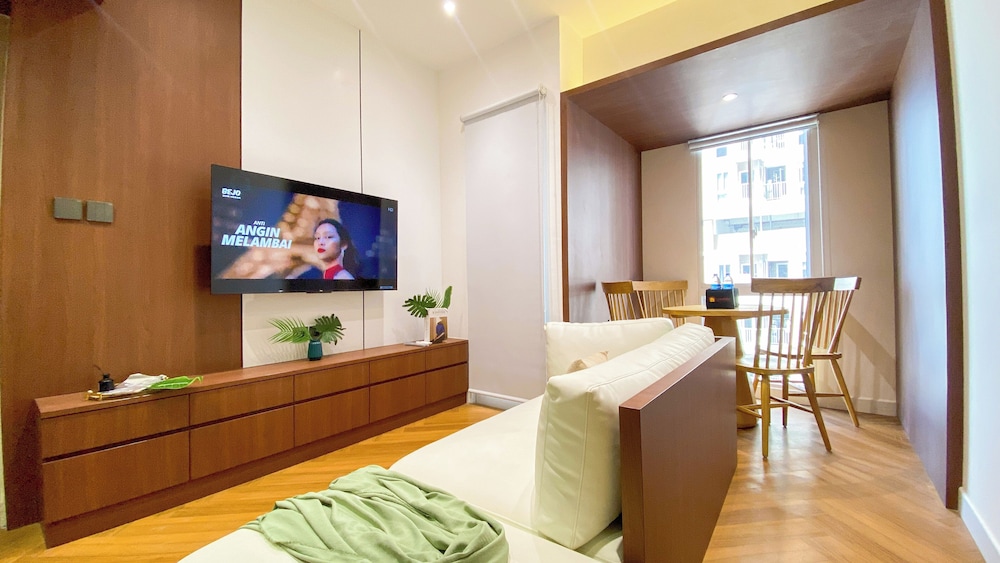 Spacious And Combined 2Br At Tokyo Riverside Pik 2 Apartment