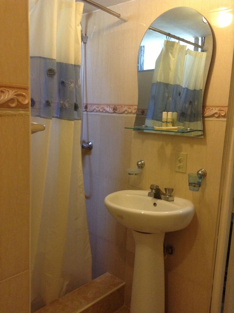 Adam Suites
