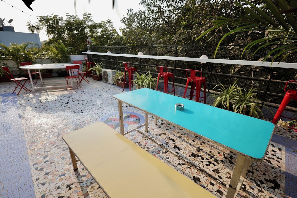 Locomo Hostel Mini - 9 mins from airport
