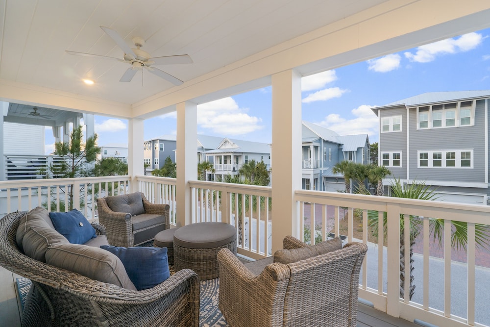 Prominence on 30A by Panhandle Getaways