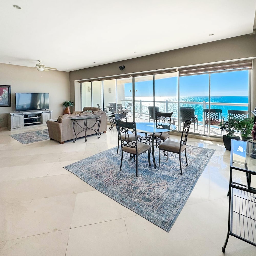 A Vista Into Tranquility Your 10th-floor Escape