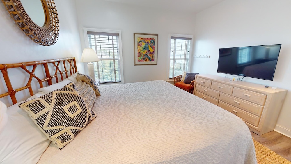 Bay View Villas 3 by Tybee Vacation Rentals