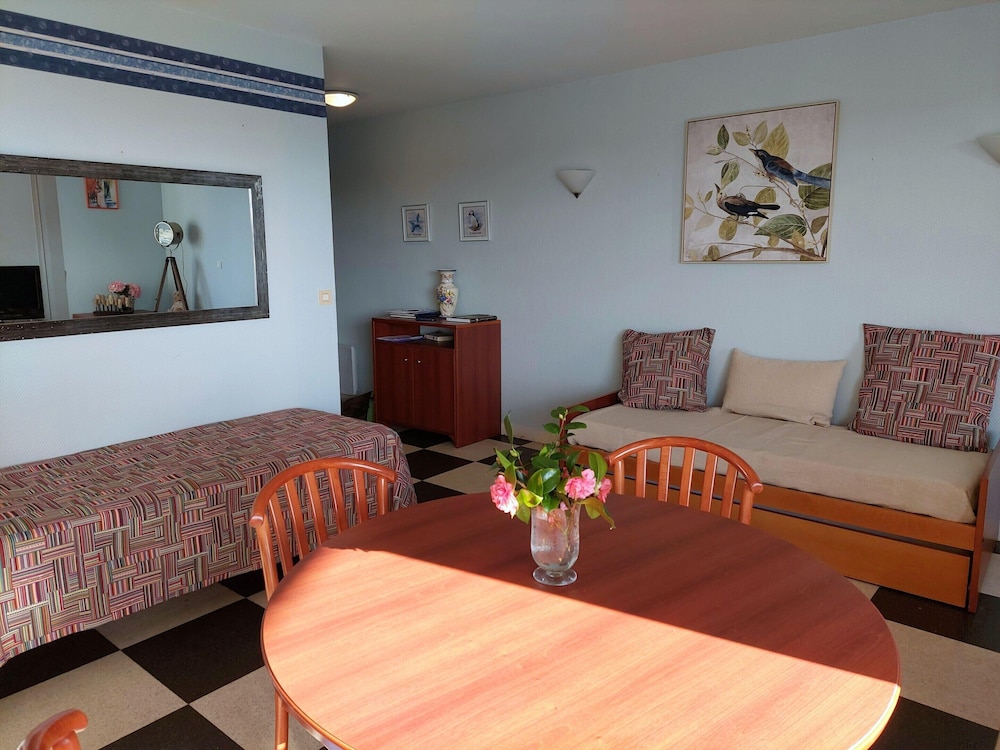 Apartment in Cornouaille Near Sandy Beach
