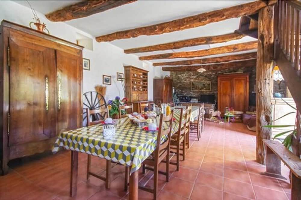 Chambres d'Hotes La Ferme de Bizoin view 4