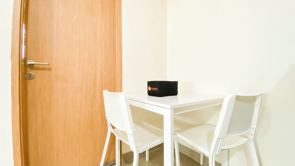 Fully Furnished 1Br Apartment B Residence