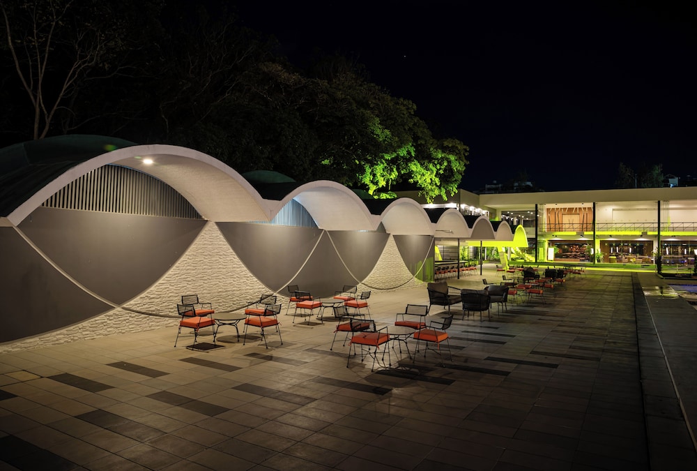 Eurobuilding Tama San Cristobal