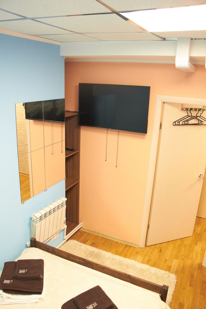 Tvoy Hostel