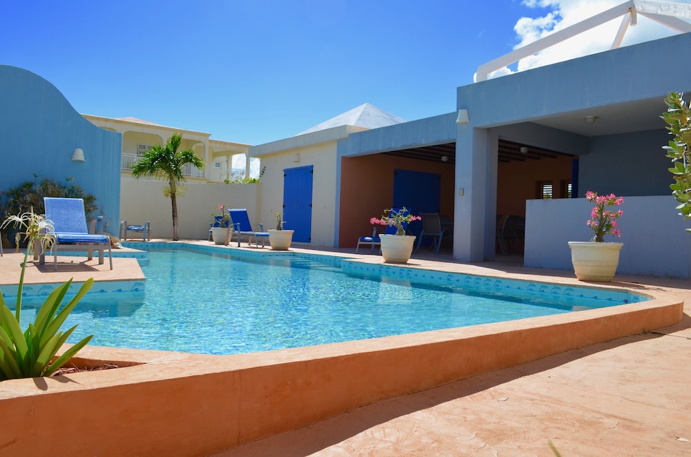 Villas at Indigo Reef