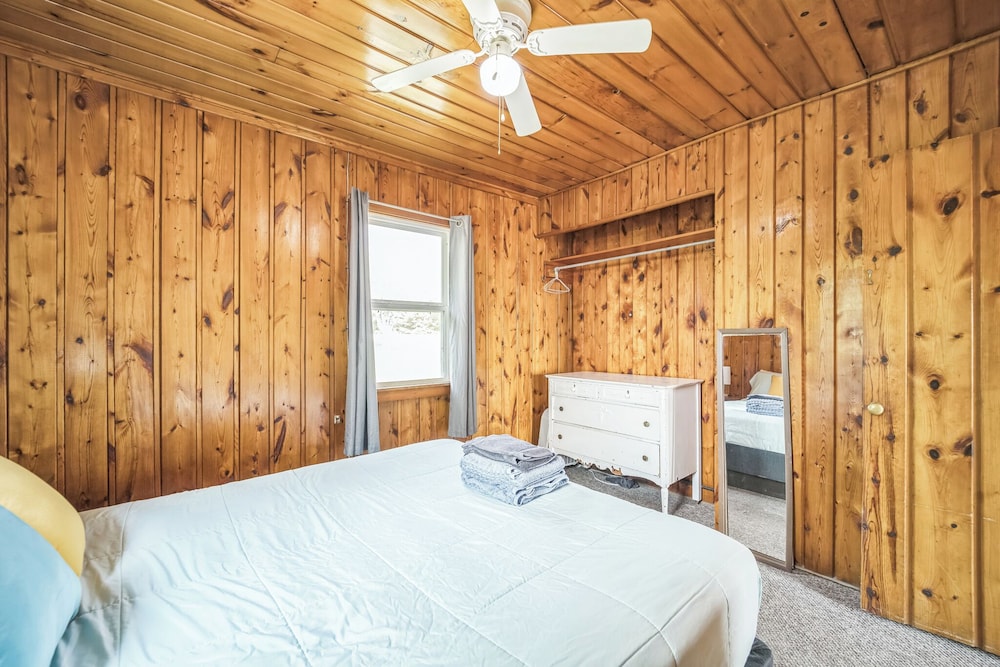 Barefoot Beach Resort