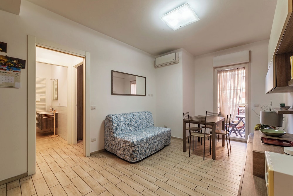JOIVY Flat with access to central Rome