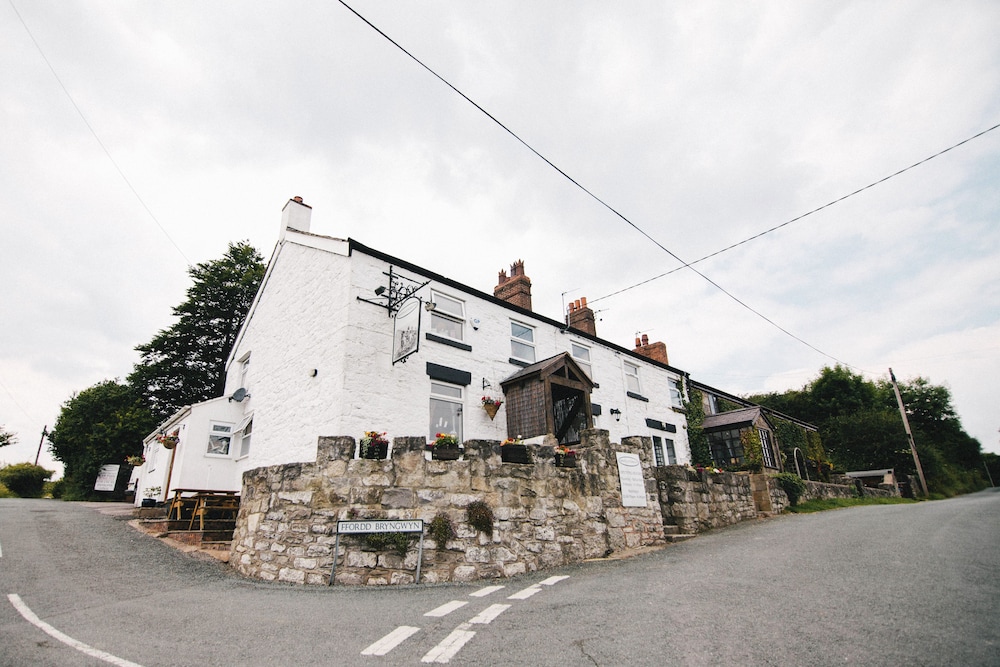 Broncoed Uchaf Country Guest House