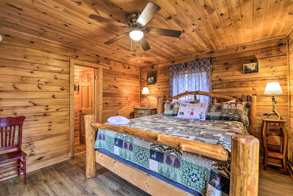 Rustic Sevierville Cabin: Private Hot Tub & Games! view 3