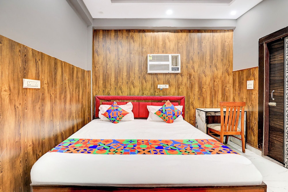 Fabhotel Varn Residency