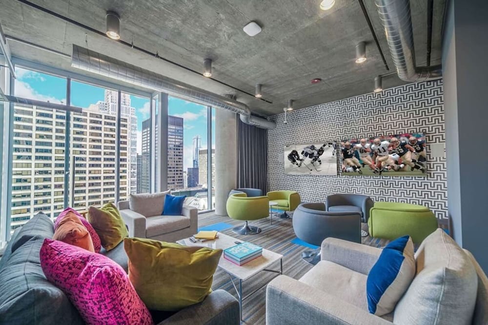 Riverwalk Apt Best Location Modern Luxury