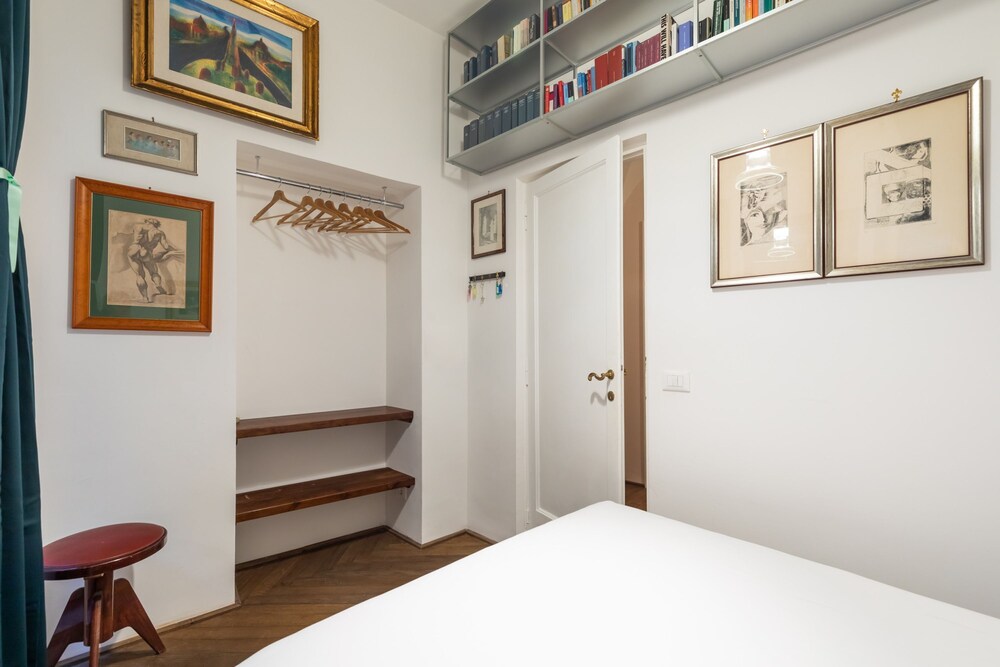 Chic and Style in Historical Via Giulia