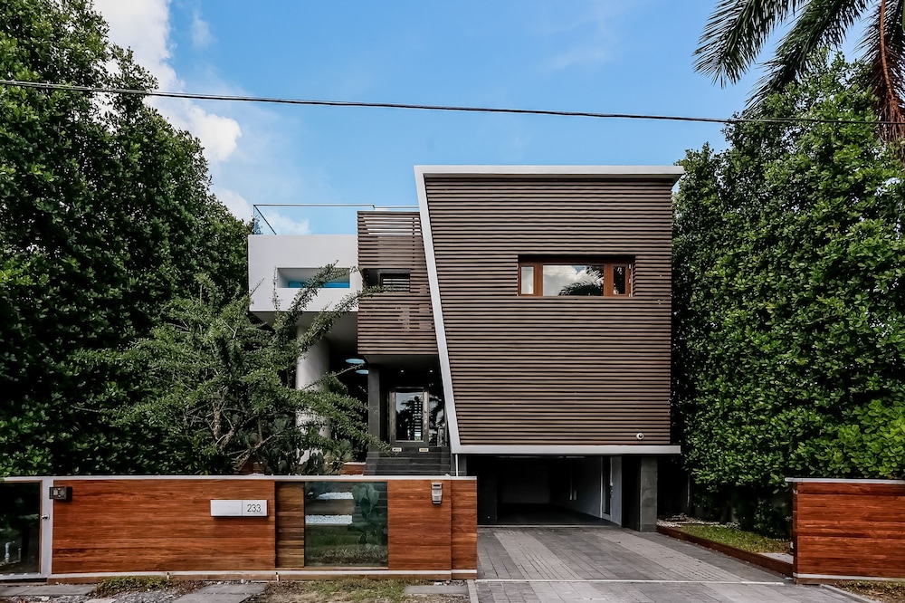 Villa Trystan - Image 1