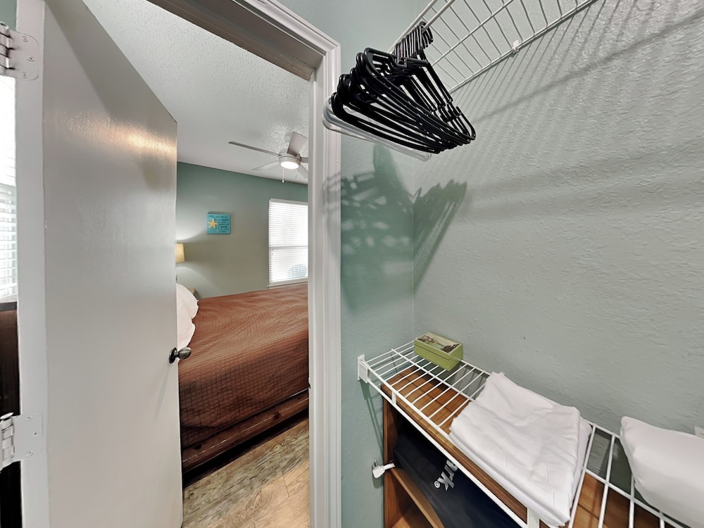 The Lazy Turtle by Silver Sands Vacation Rentals