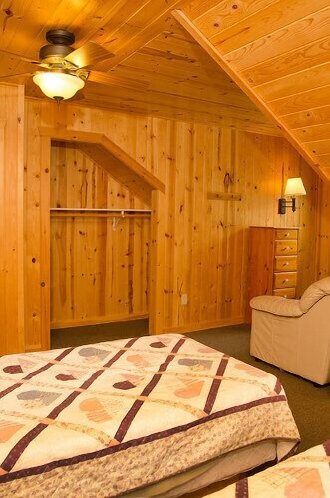 Woodland Beach Resort