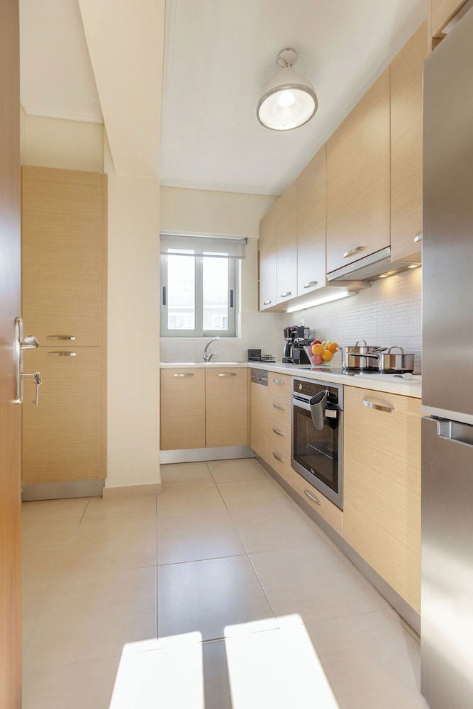 Urban Oasis with Acropolis Views by GHH