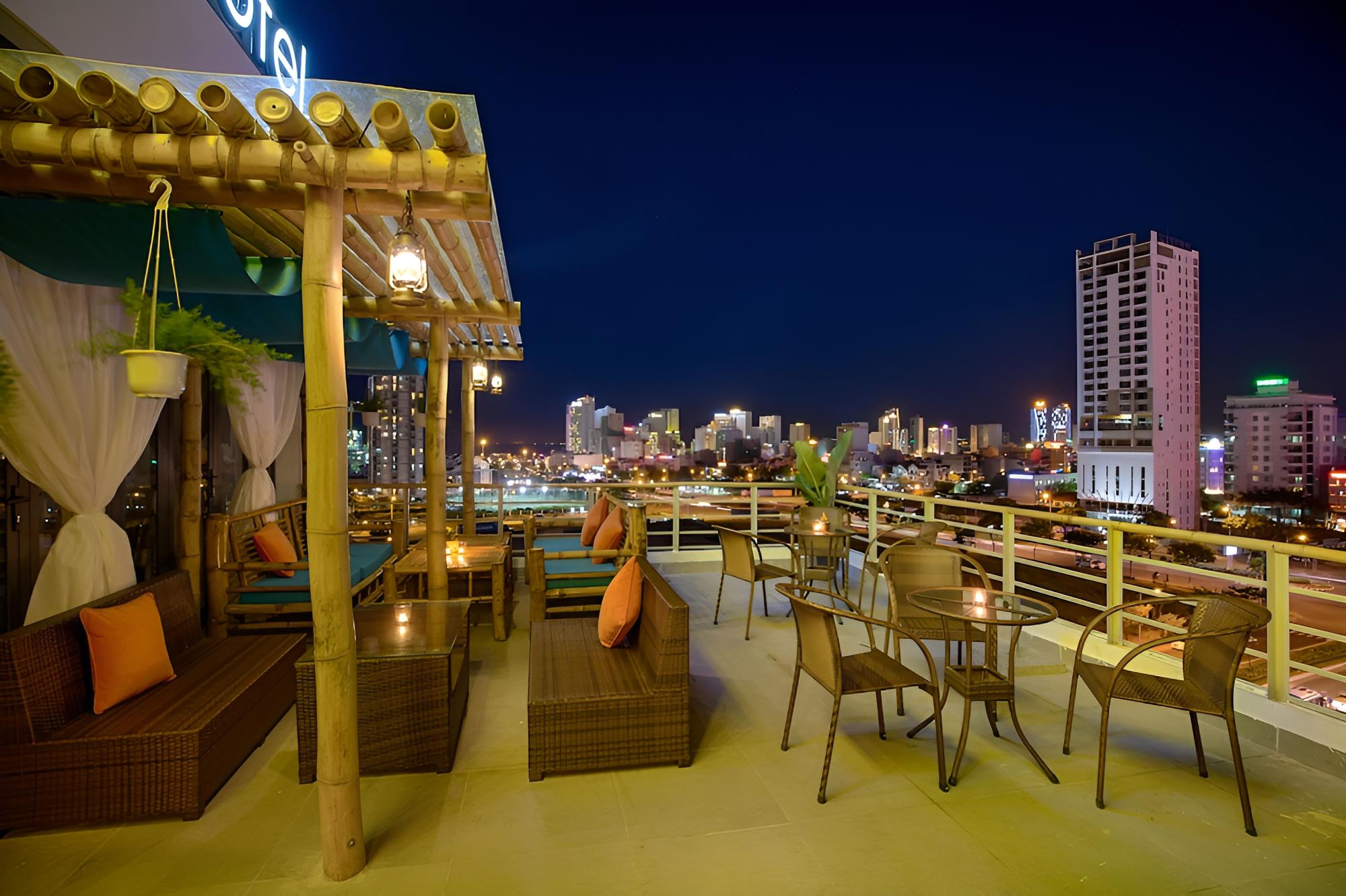 Continent Hotel Da Nang