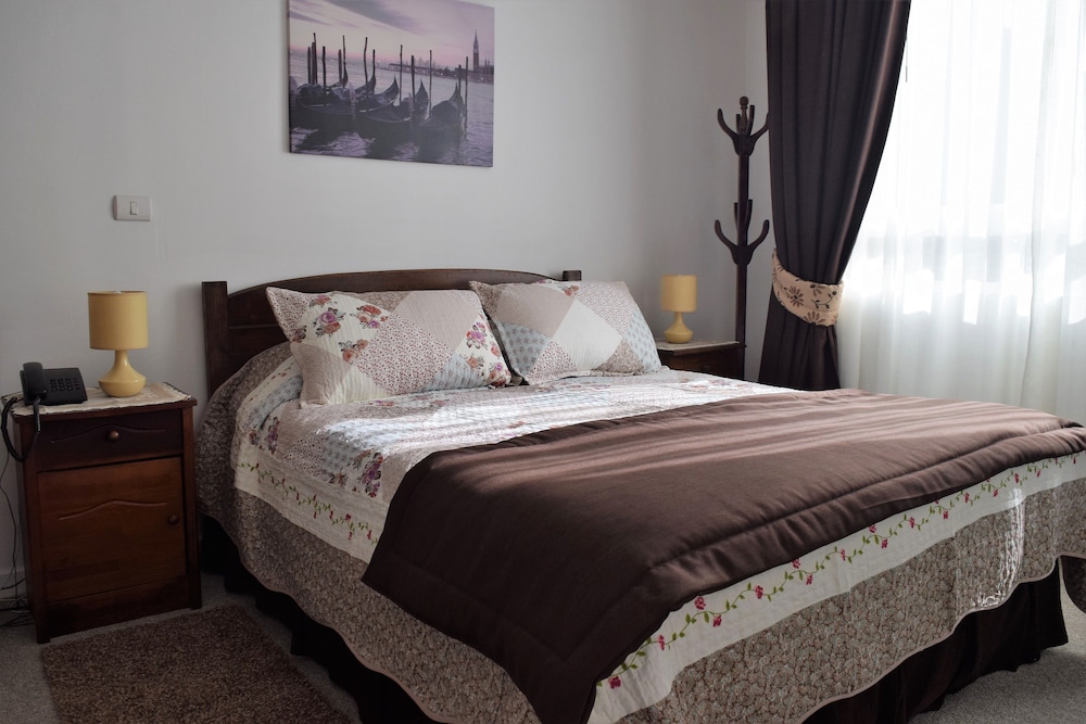 Almond Suite - San Francisco