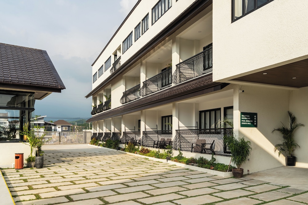Bayandati Resort