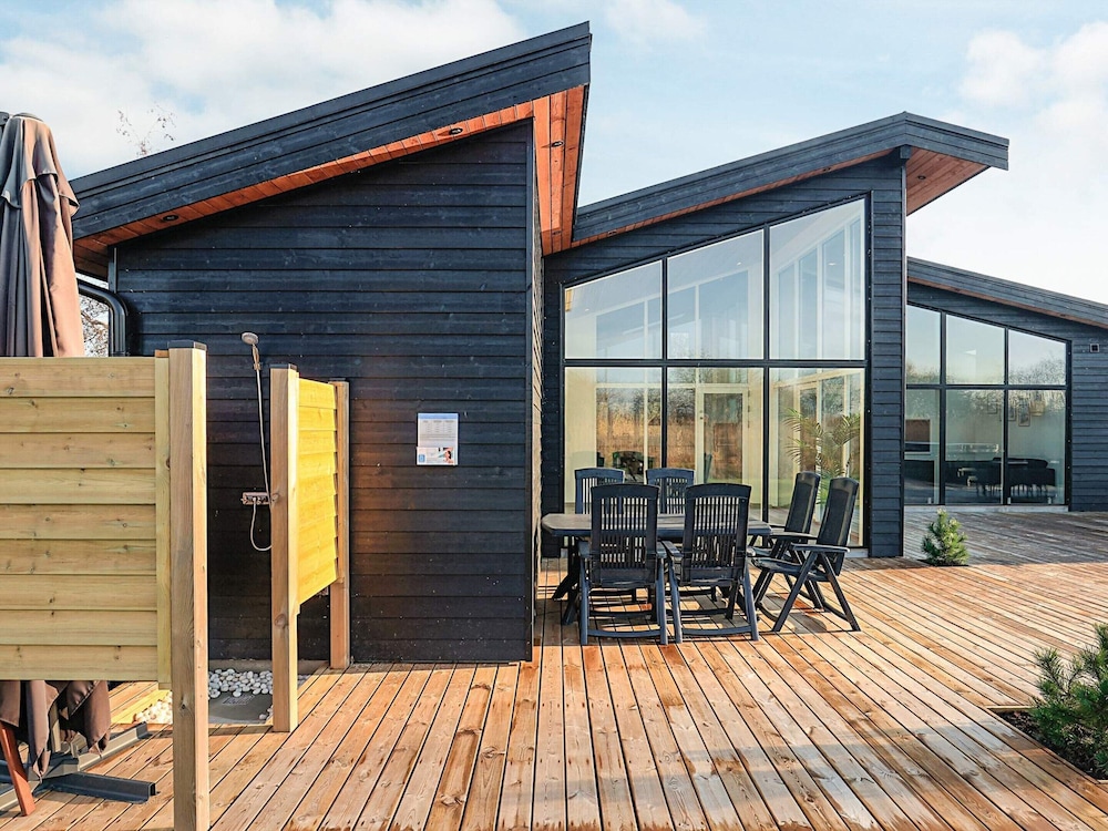 8 Person Holiday Home in Vaeggerlose-by Traum