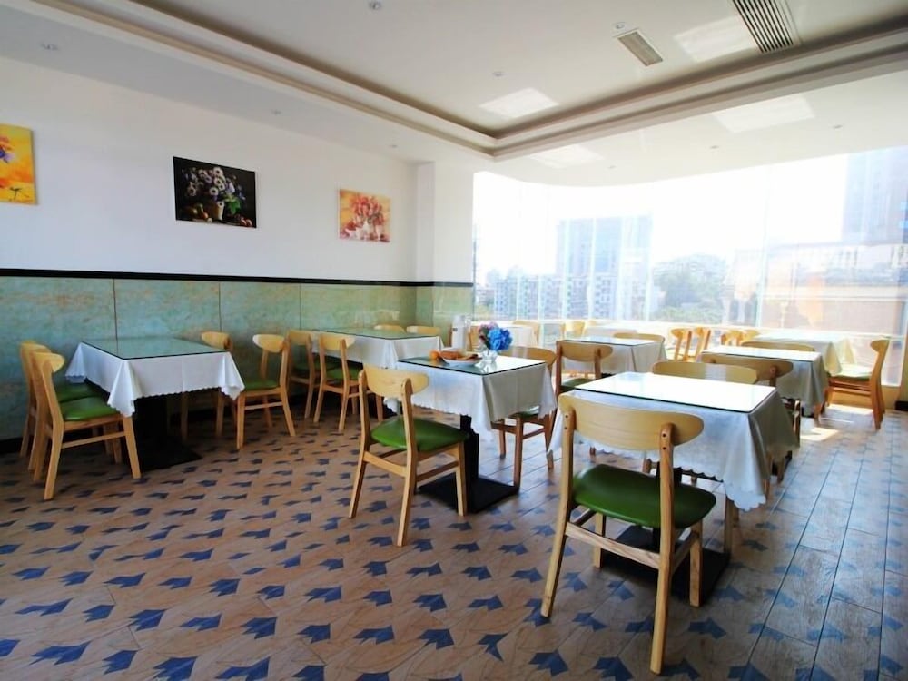 GreenTree Inn Fuzhou Gushilou District North Xierhuan Road Zuohai park Express Hotel