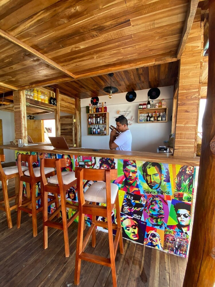 Freedom Beach Hotel