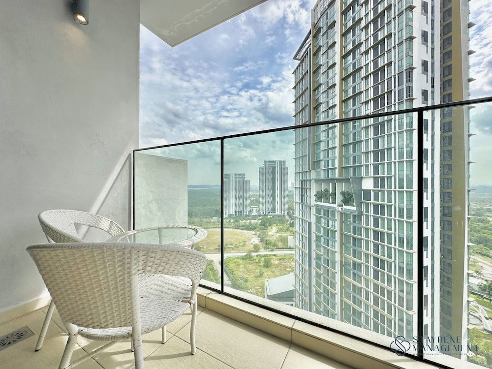 Grand Medini Residence by Stayrene