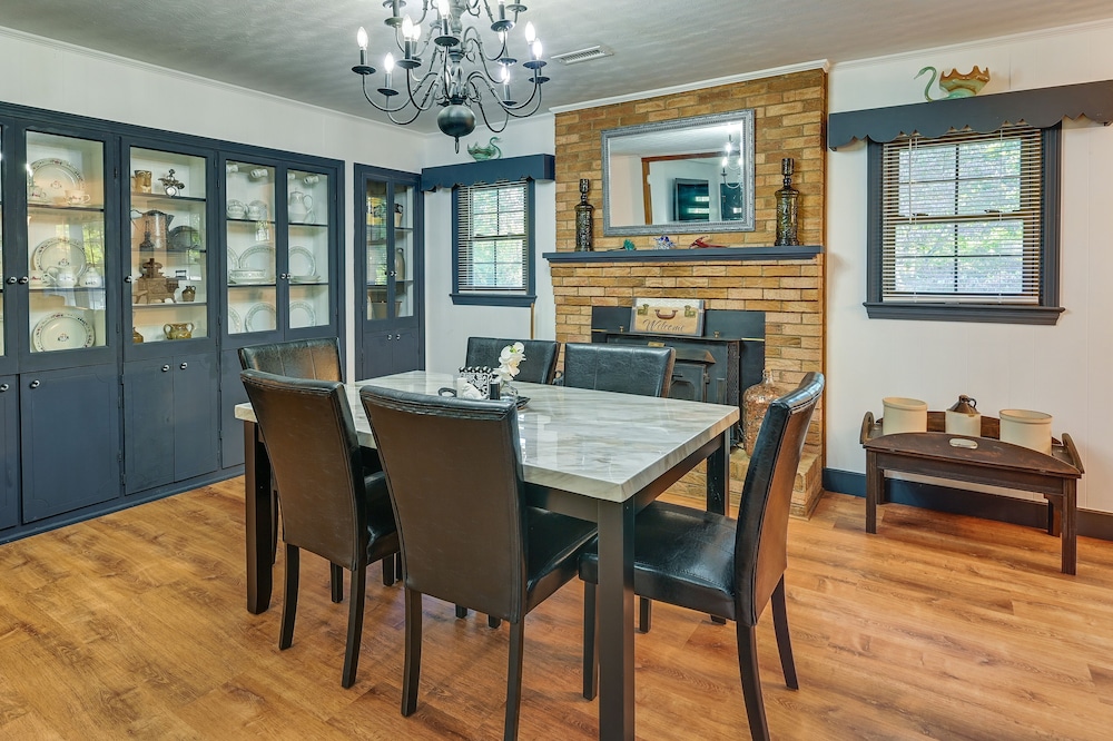 Serene North Carolina Countryside Vacation Rental view 3
