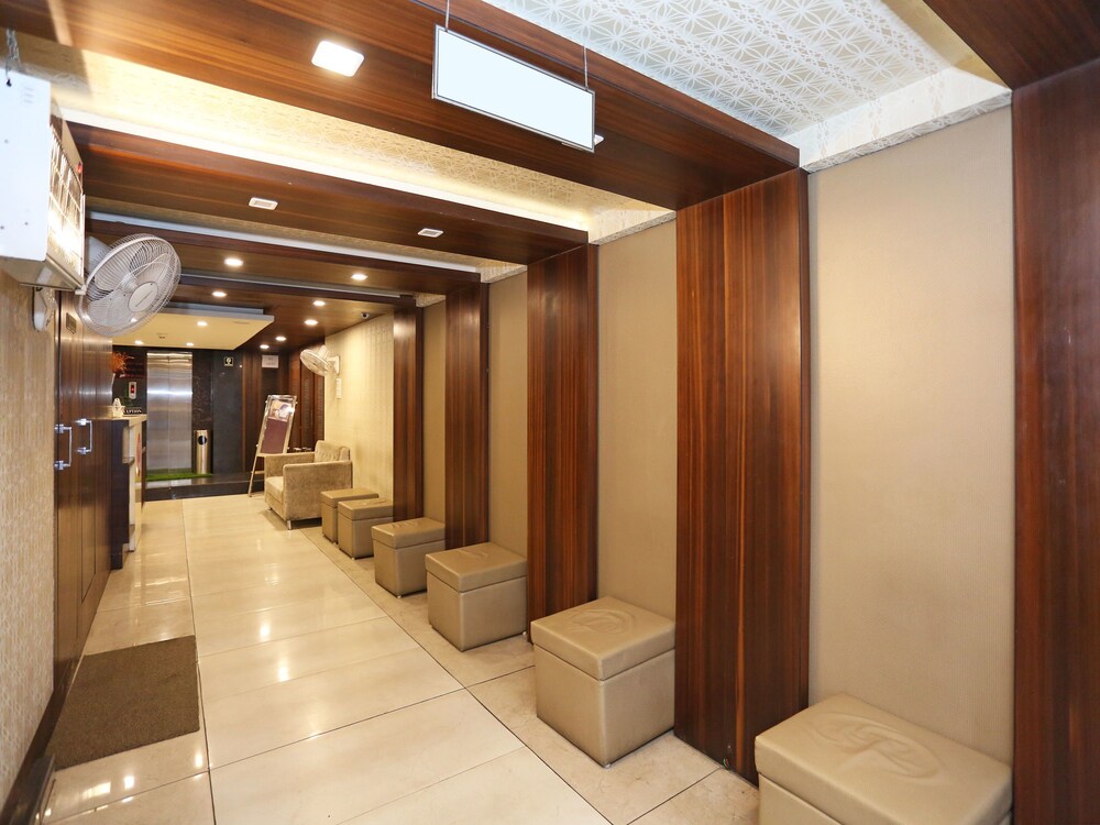 Capital O 5758 Hotel Square 36