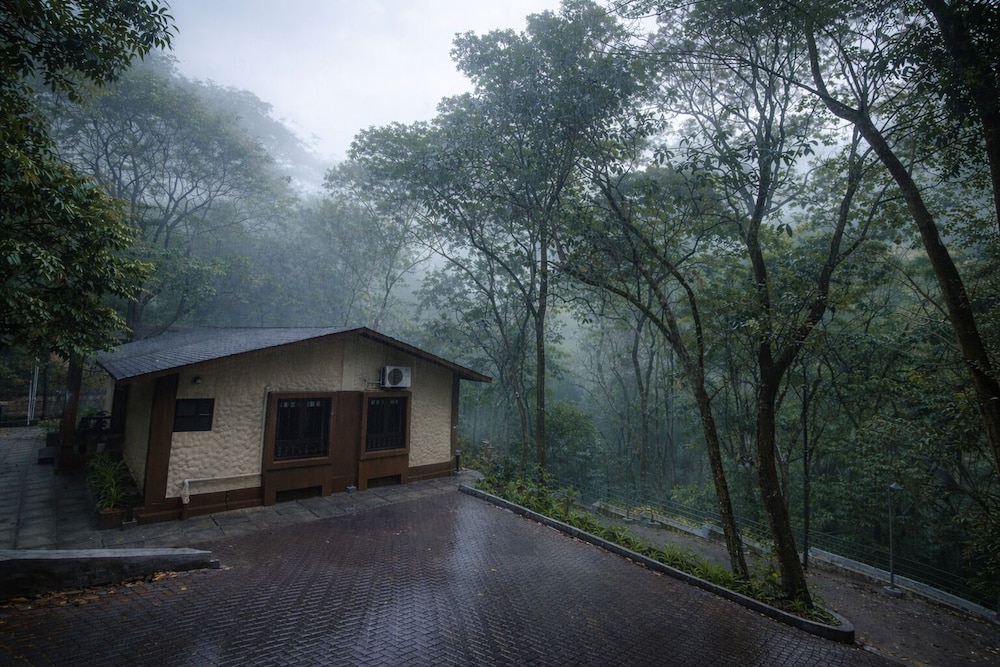 Nirjhara Coorg