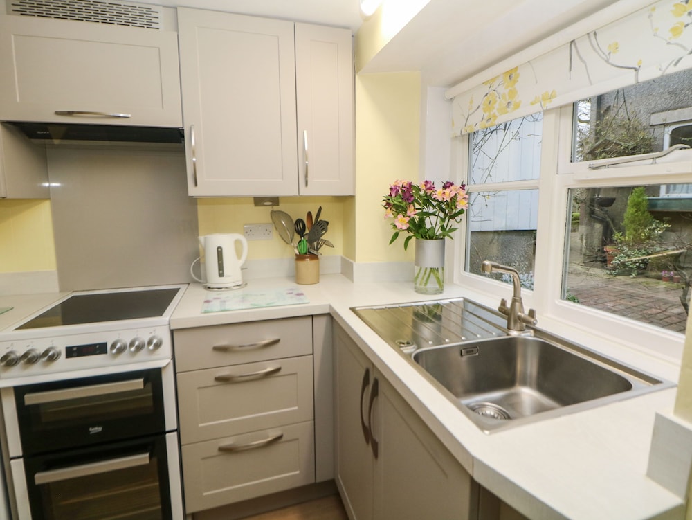 Hope Valley Vacations - Sycamore Cottage - Property Image 3