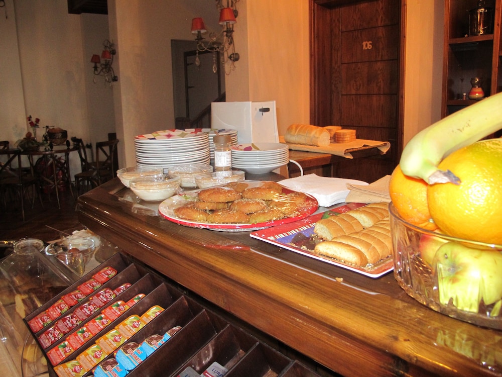 Kroupi Hotel