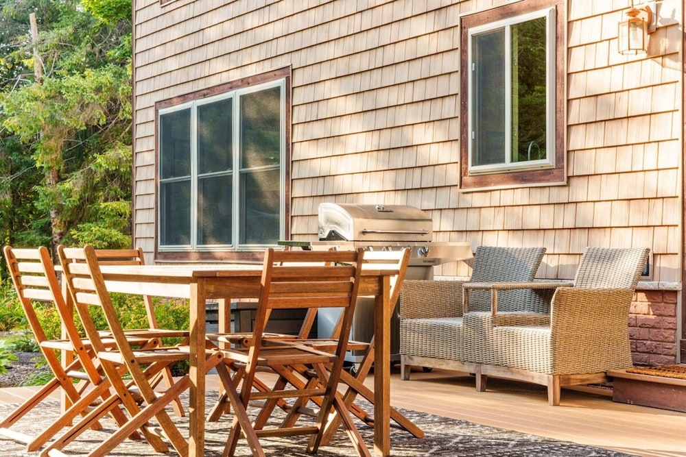 Firefly Lodge Boardman River Hot Tub Woodstove