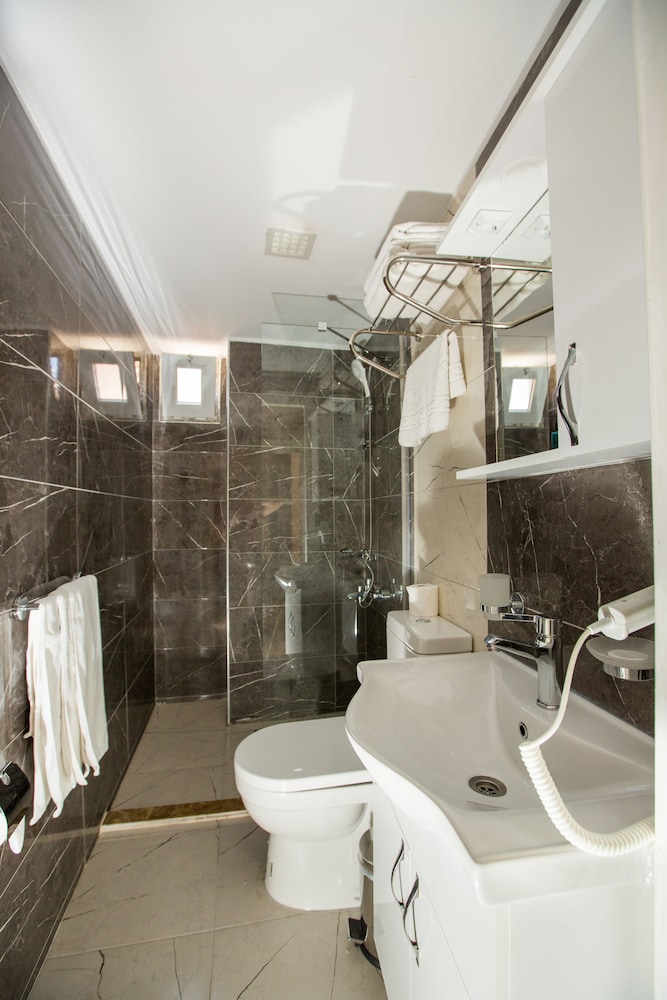 Corner Garden Otel - Image 27