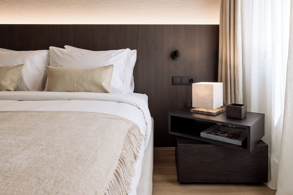 Olea Residence, Syntagma by Aura Homes