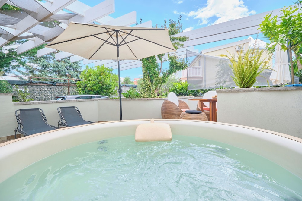 Sunshine Suites by Litto