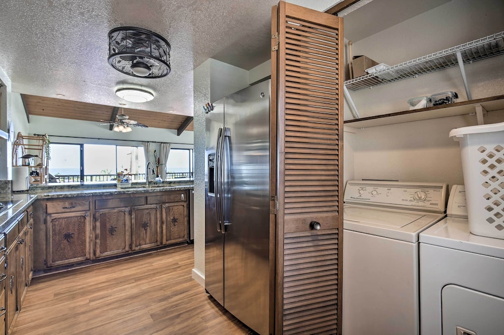 Kailua-kona Condo w/ Resort Amenities Access!