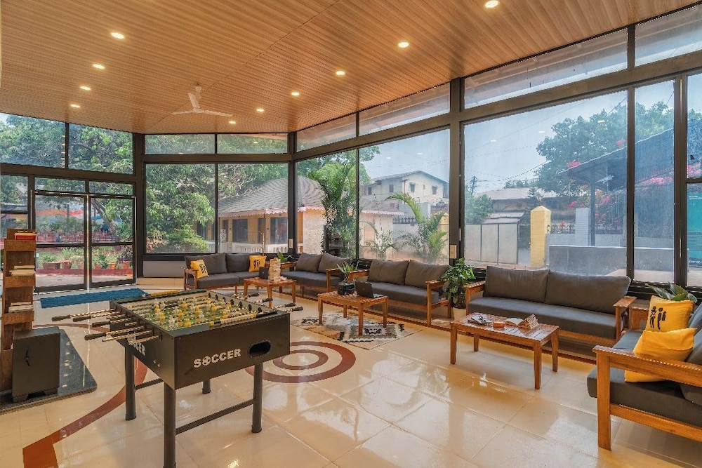 The Hosteller Lonavala City Centre