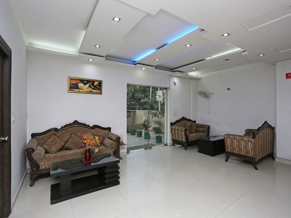 OYO 10257 Hotel Lotus Park