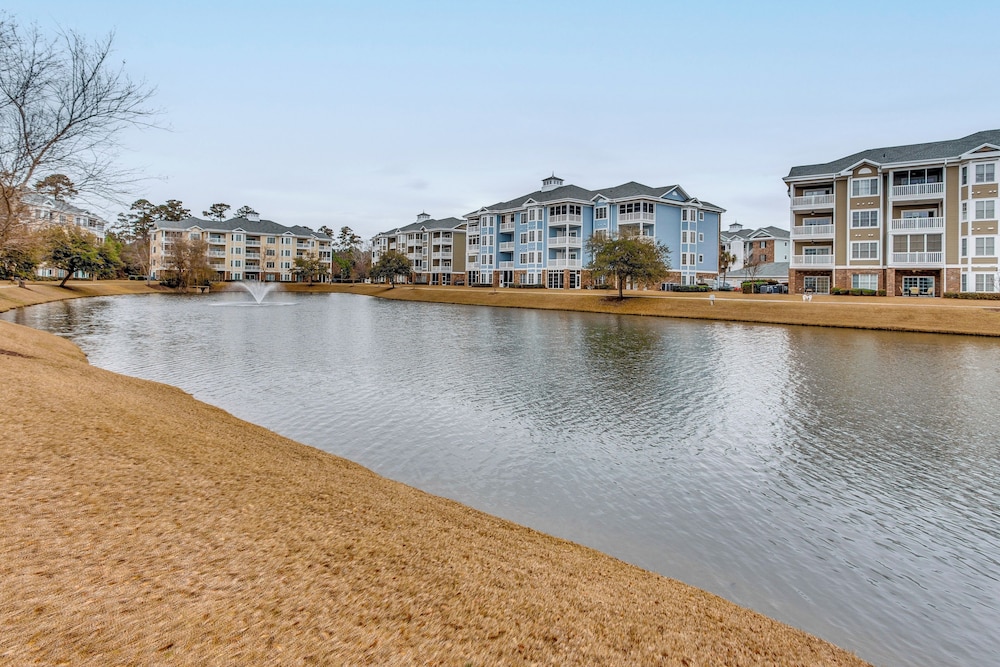3 Mi to Myrtle Beach: Condo w/ Pool Access