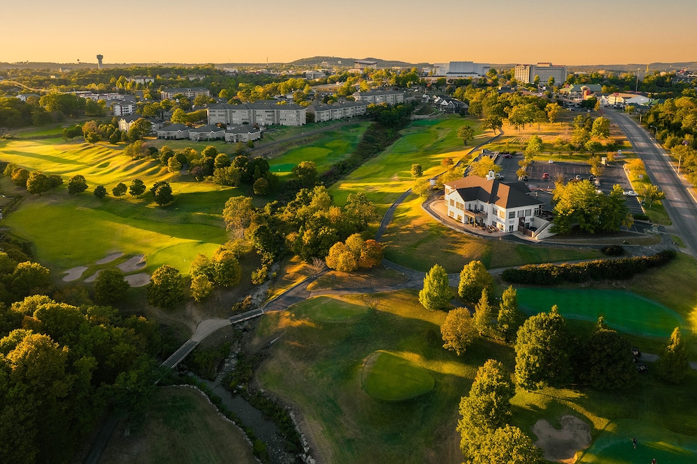 Hotel Thousand Hills Golf Resort